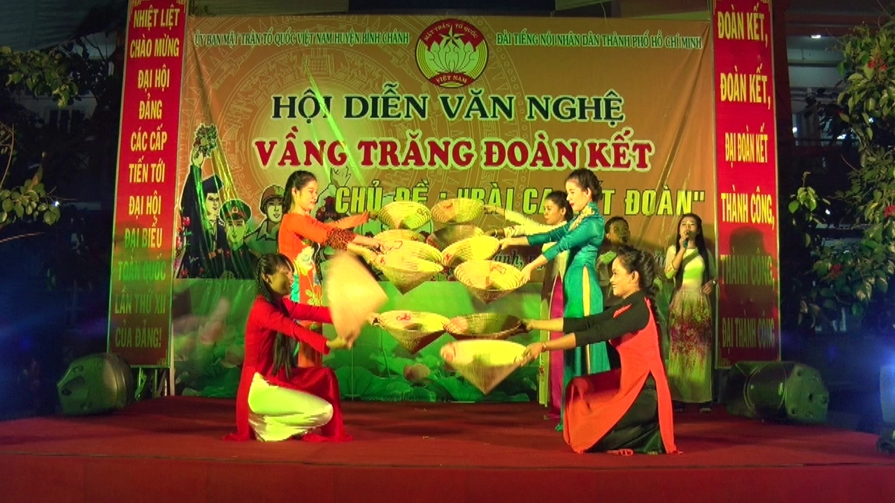 Vầng trăng đoàn kết - đợt 2 năm 2015: Bài ca kết đoàn - 6/11/2015