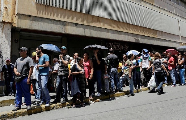 Venezuela thiếu nhu yếu phẩm trầm trọng do khủng hoảng kinh tế
