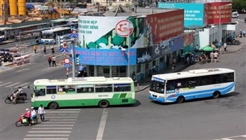Từ 10/4, dời trạm xe buýt Bến Thành sang đường Hàm Nghi