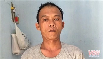 Trói, dọa đốt vợ sau khi cự cãi
