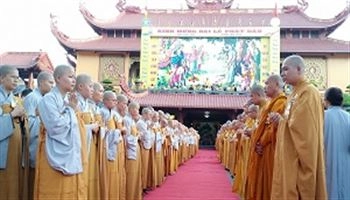 Đại lễ Phật đản Phật lịch 2562 tại Việt Nam Quốc Tự
