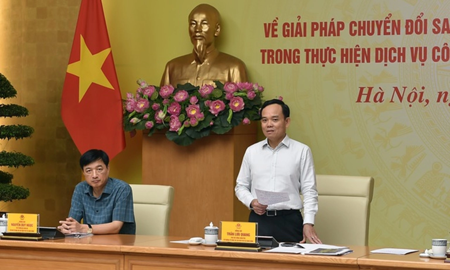 Chỉ sử dụng duy nhất tài khoản VNeID khi thực hiện dịch vụ công trực tuyến từ 1/7