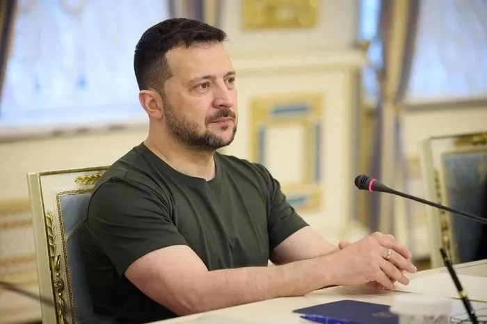 Ukraine phản đối việc nga đưa tổng thống Zelensky vào danh sách truy nã