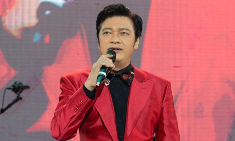 La Gia Lương được khen hồi xuân ở tuổi 62