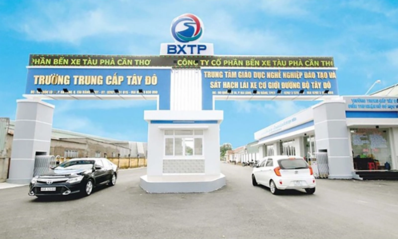 Thiếu vật liệu in, Cần Thơ chỉ nhận cấp, đổi giấy phép lái xe khi cần thiết