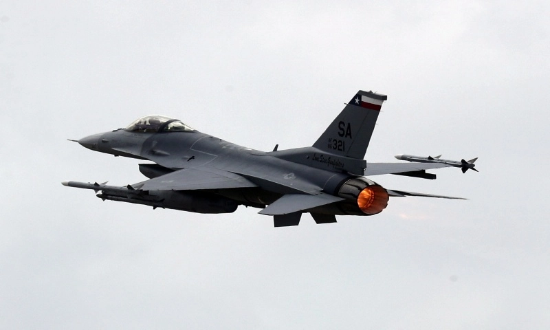 Mỹ duyệt bán phụ tùng tiêm kích F-16 trị giá 80 triệu USD cho Đài Loan (TQ)