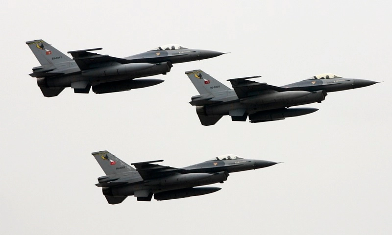 Thổ Nhĩ Kỳ và Mỹ ký hợp đồng mua bán 40 tiêm kích F-16