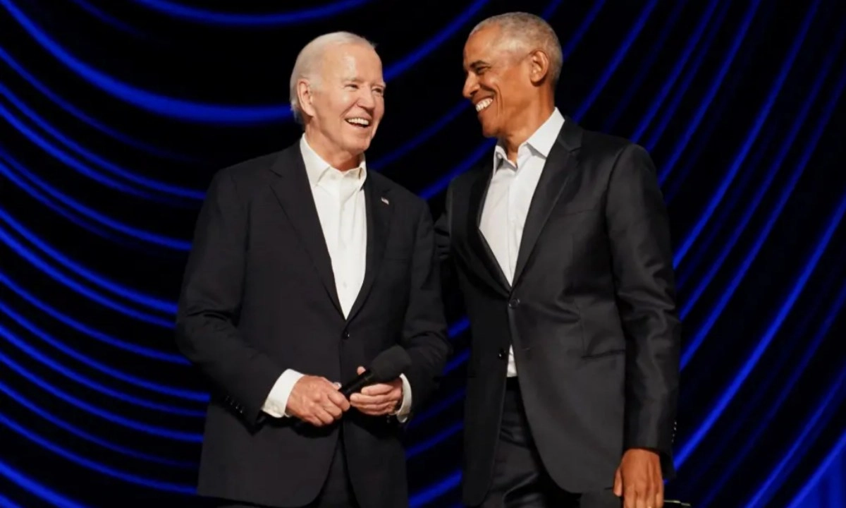 Tổng thống Joe Biden “đóng băng” kỳ lạ trên sân khấu gây quỹ từ thiện