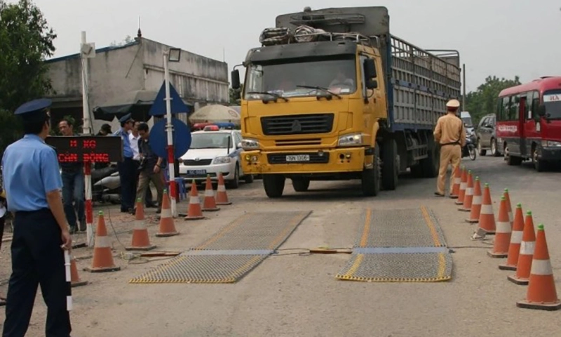 6 tháng thí điểm, phạt nguội 2.000 chủ xe quá tải, thu được 29 tỷ đồng