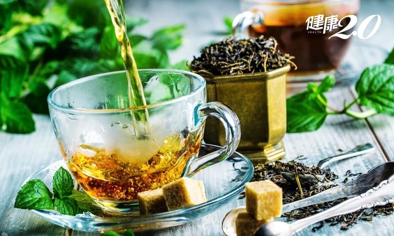 Một tách trà mỗi ngày giúp giảm 4% nguy cơ tử vong do bệnh tim mạch