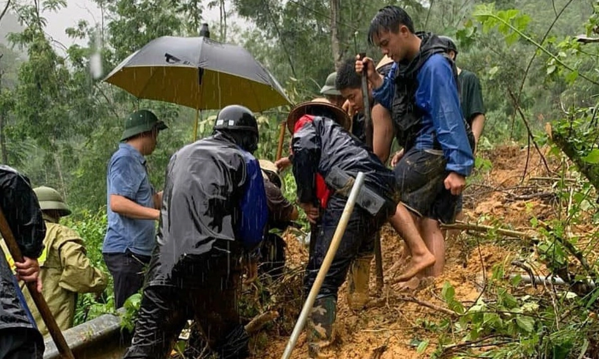 Mưa lũ, sạt lở đất ở miền Bắc khiến 5 người tử vong