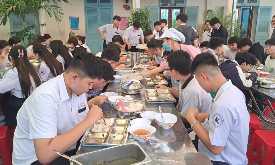 TPHCM: Đề án sử dụng tài sản công cho thuê làm căn tin, bãi giữ xe… khó đạt yêu cầu