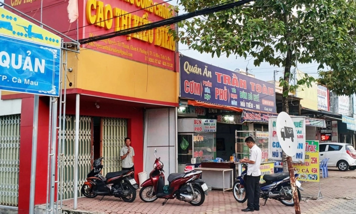 Bắt giám đốc văn phòng công chứng vì chứng thực mua bán xe khống