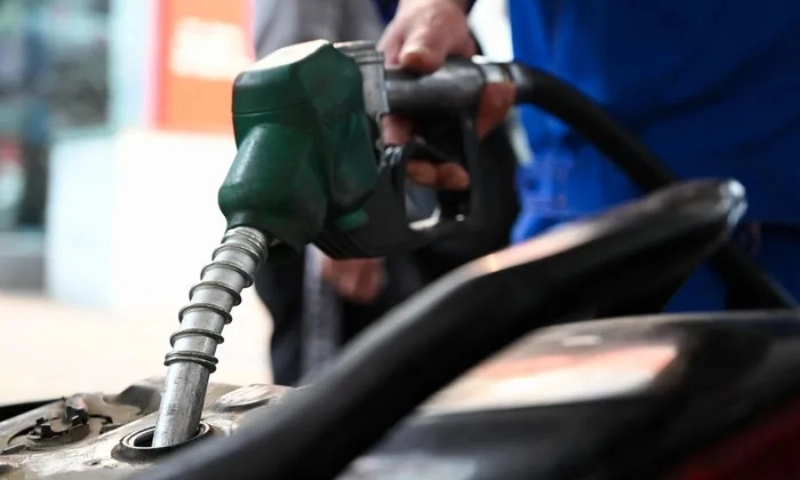 Bộ Tài chính đề xuất giảm thuế môi trường xăng dầu đến cuối 2025