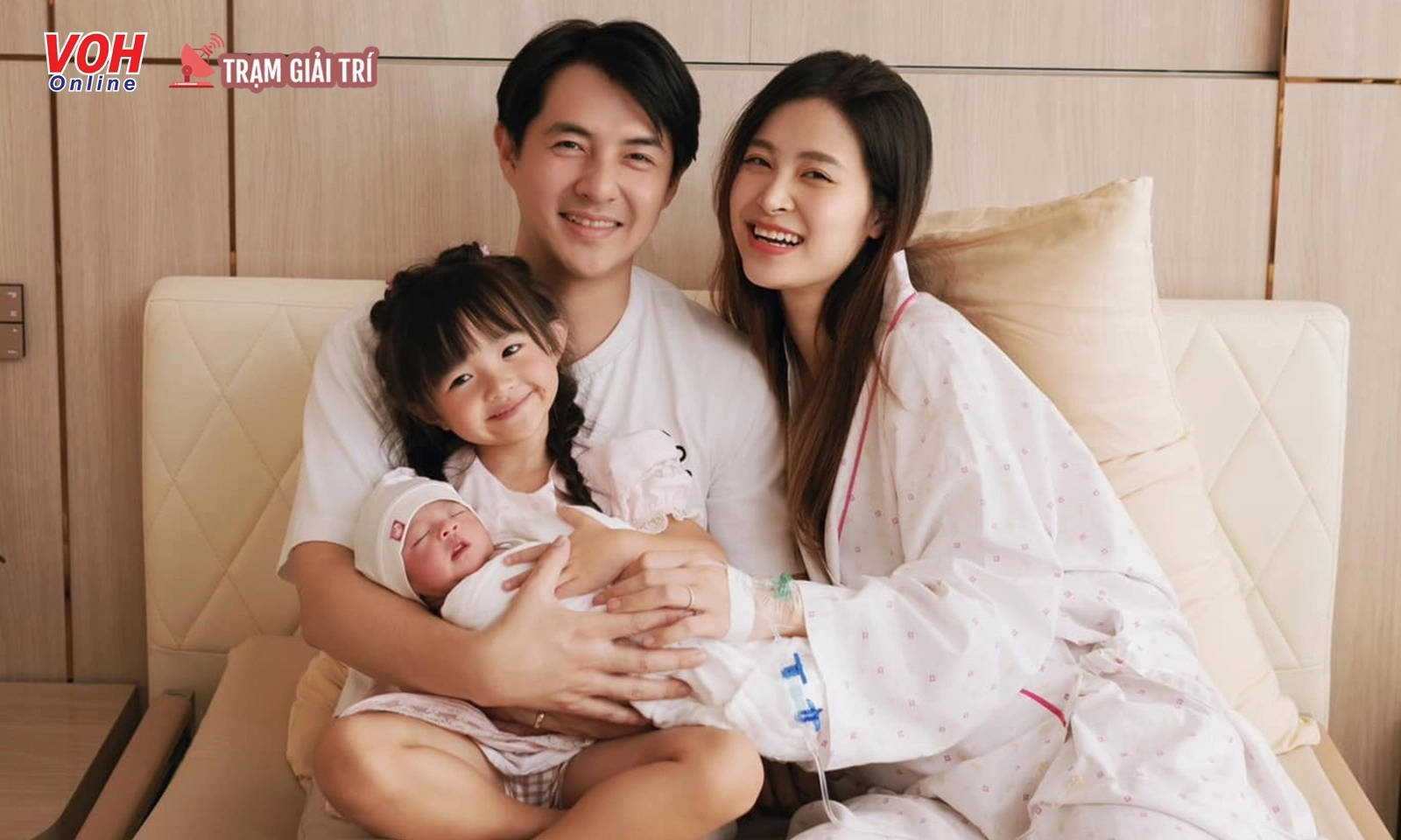 Đông Nhi sinh con gái thứ 2, công khai diện mạo và cái tên ý nghĩa của bé