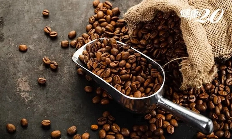 Uống cà phê vừa thức dậy vào buổi sáng có làm tỉnh táo, sảng khoái không?
