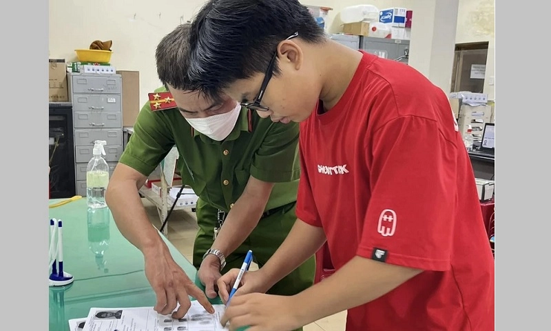 Công an TPHCM cấp thẻ căn cước trong lễ 2/9