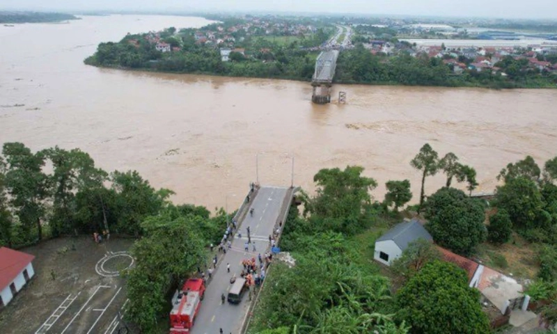 Bộ NNundefinedPTNT bác tin đồn vỡ đê tại Phú Thọ và Quảng Ninh