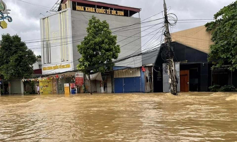 71 người chết - mất tích, hơn 700 người bị thương do bão lũ