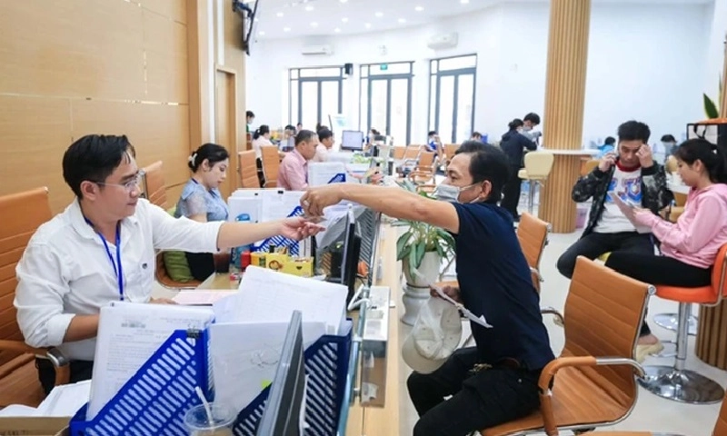 TPHCM: Đã chi hơn 10.000 tỷ đồng thu nhập tăng thêm theo Nghị quyết 98