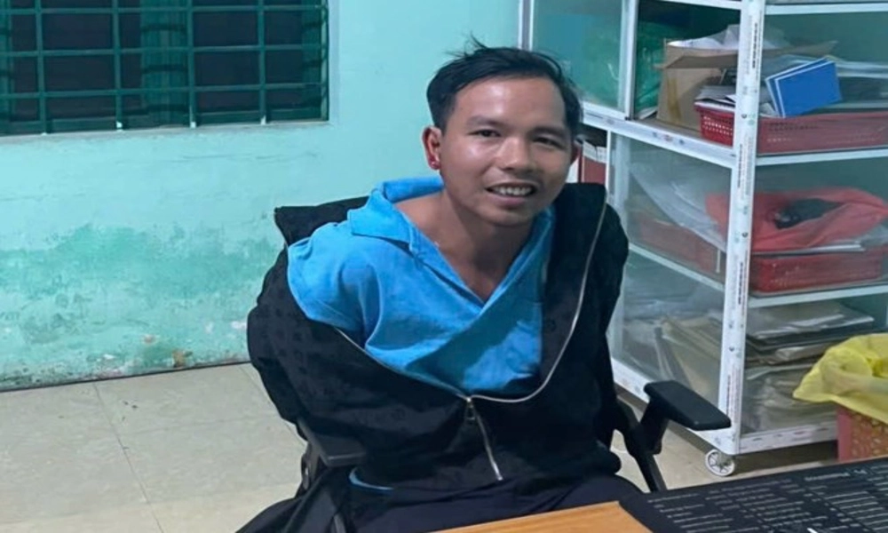 Con trai chém chết cha, đánh mẹ trọng thương