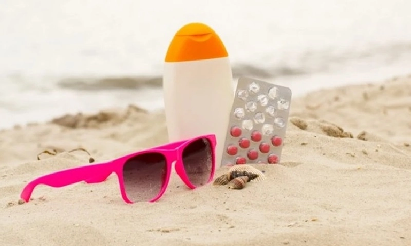 Lựa chọn thế nào giữa kem chống nắng và viên uống chống nắng?