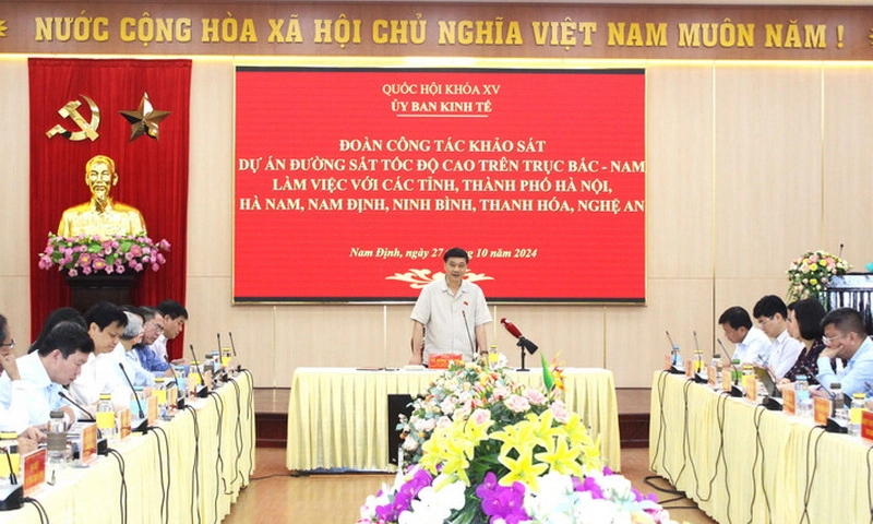 Quốc hội khảo sát thực tế dự án đường sắt tốc độ cao Bắc - Nam, nhấn mạnh tiến độ và tính khả thi