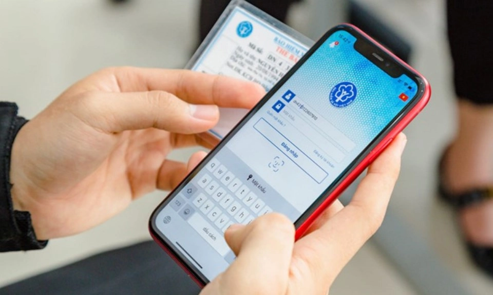 BHXH Hà Nội cảnh báo chiêu lừa tinh vi nhắm đến học sinh, sinh viên