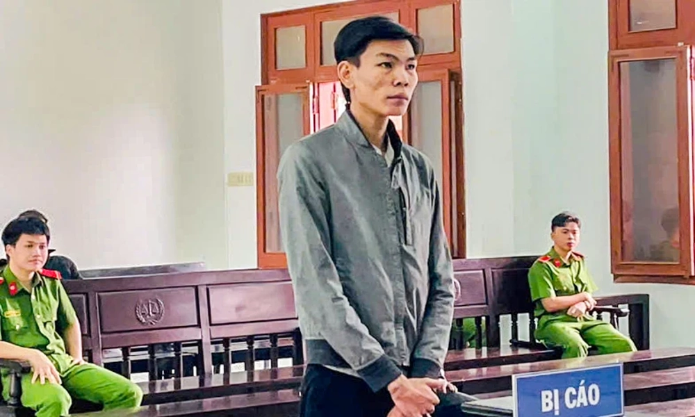 Thanh niên Phú Yên lĩnh án tù vì mua súng qua mạng