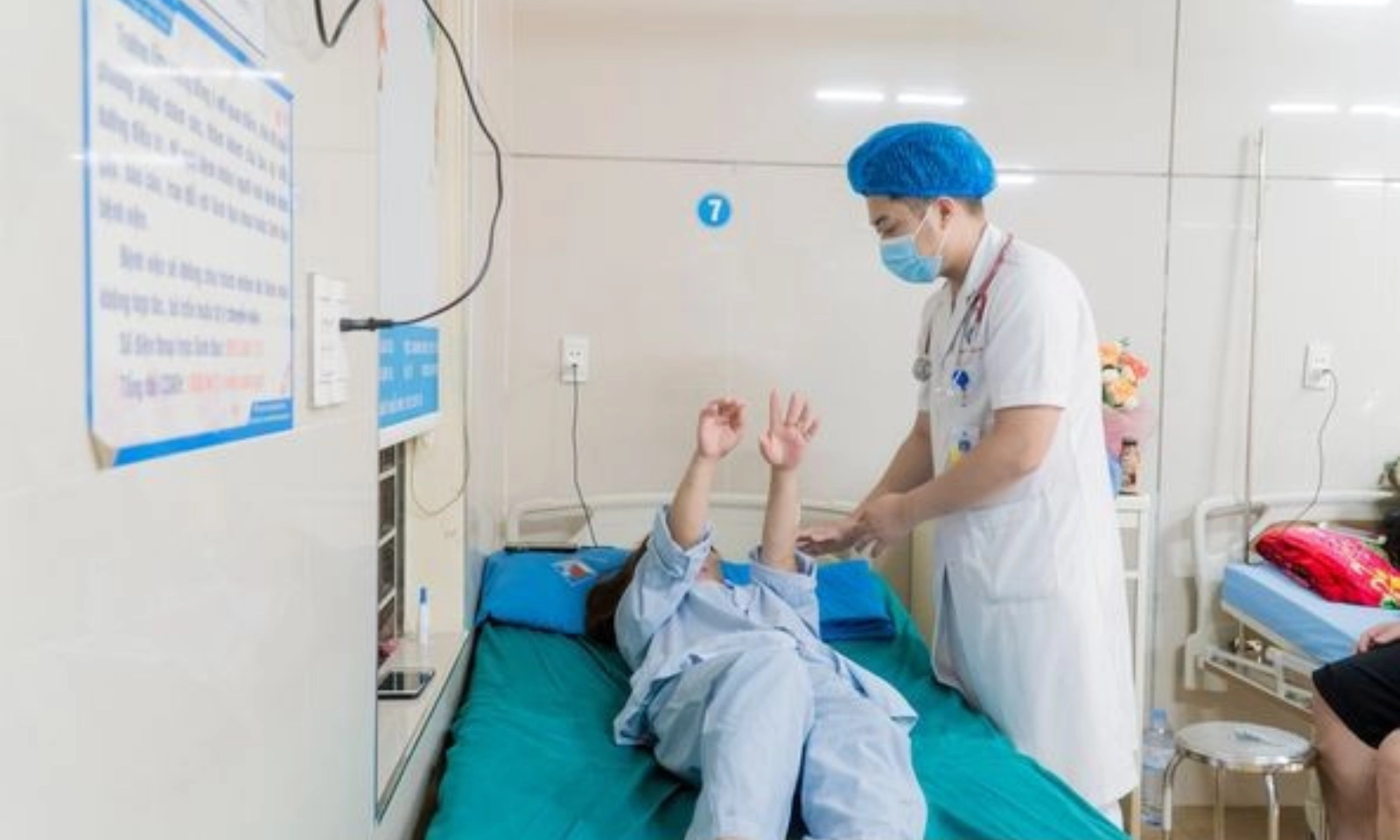 Đau đầu nhiều ngày, người phụ nữ 39 tuổi đối mặt với đột quỵ