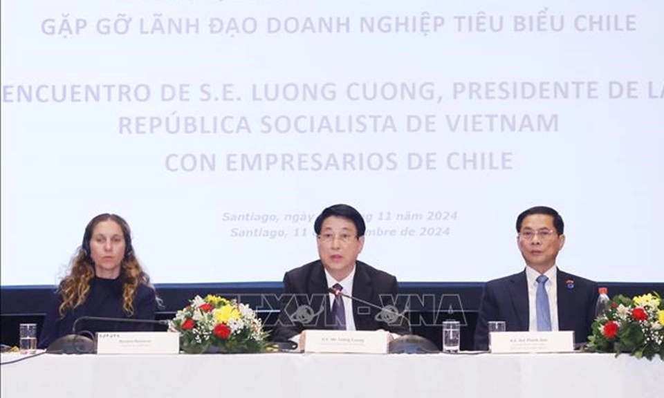 Chủ tịch nước Lương Cường gặp gỡ lãnh đạo doanh nghiệp tiêu biểu Chile