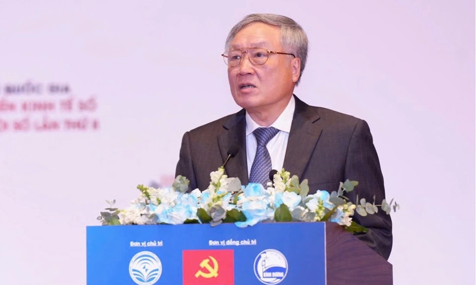 Phó Thủ tướng: Phải lấy người dân, doanh nghiệp là trung tâm của chuyển đổi số