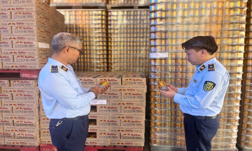 Hàng giả đội lốt Redbull chuẩn bị lên kệ Tết
