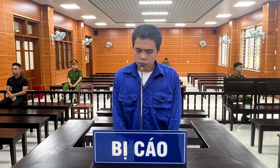 Đối tượng giết người vì bị chê “bẩn” lĩnh án 7 năm tù giam