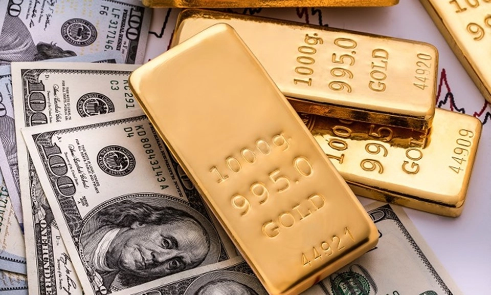 Dự báo: Giá vàng vẫn có thể đạt đỉnh từ 2.700 - 3.000 USD/ounce vào năm 2025