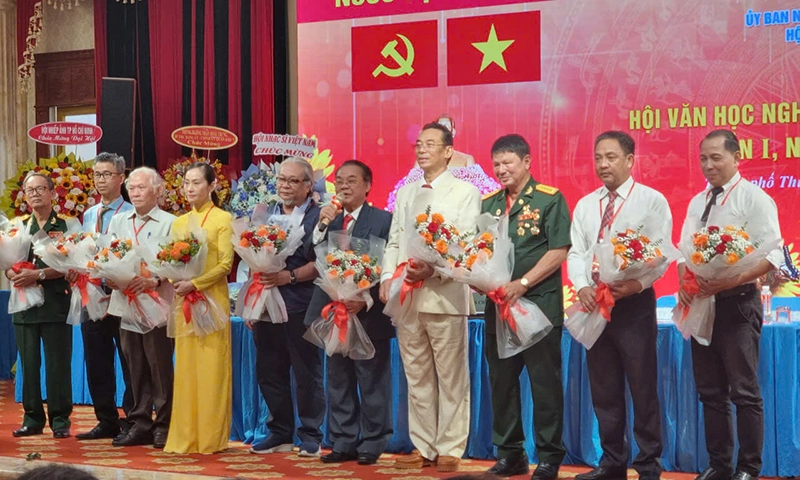 Đại hội của “đoàn kết, đổi mới, dân chủ và nhân văn”