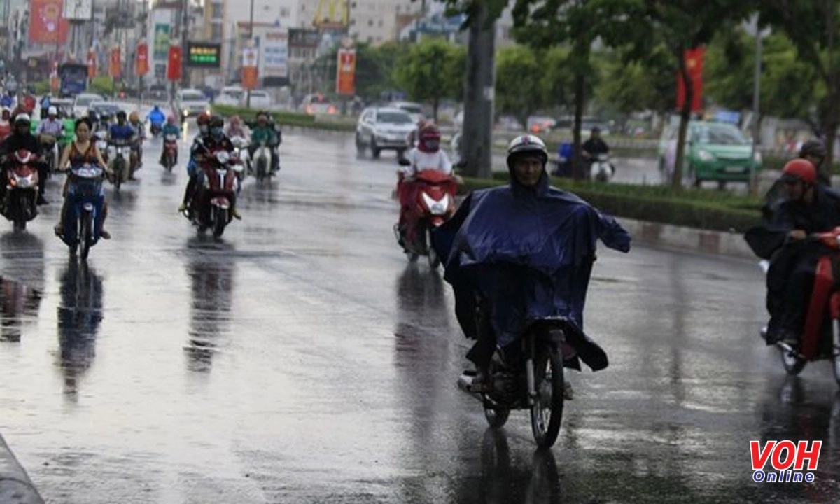 Thời tiết ngày 17/12: Nam Bộ sáng mát mẻ, chiều tối mưa rào