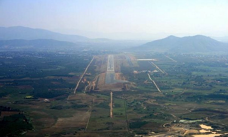Sương mù dày đặc gây hủy hai chuyến bay tại sân bay Liên Khương