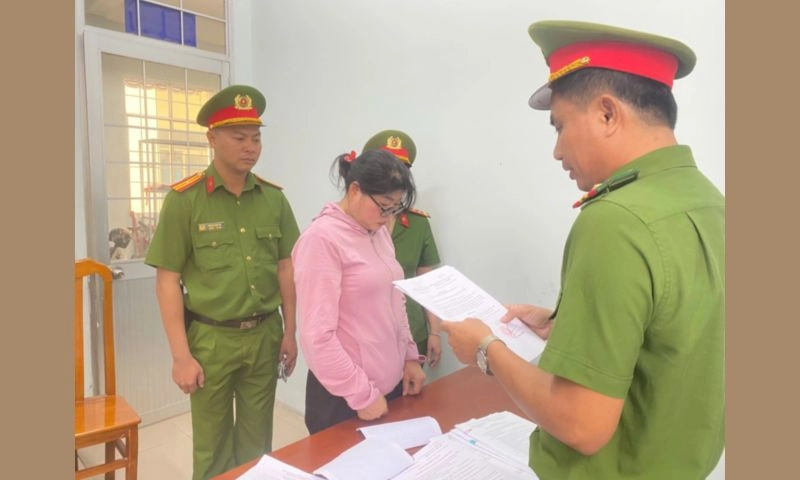 Tạm giam chủ hụi ở Trà Vinh, chiếm đoạt gần 1 tỉ đồng 