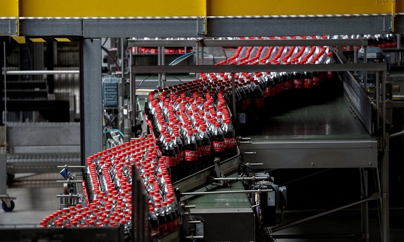 Coca-Cola thu hồi hàng loạt sản phẩm tại châu Âu vì nguy cơ clorat cao