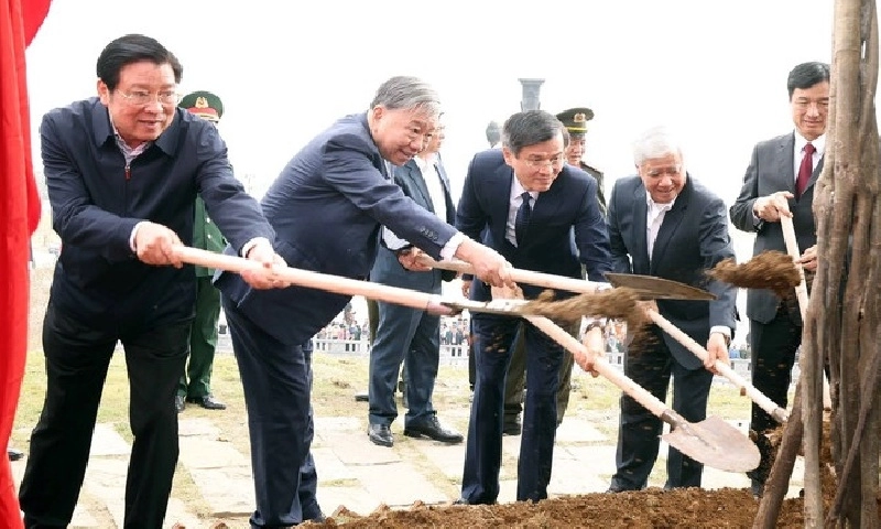 Tổng Bí thư Tô Lâm phát động Tết trồng cây Đời đời nhớ ơn Bác Hồ