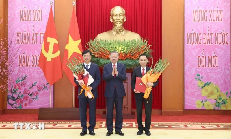 Ông Lê Hoài Trung giữ chức Chánh Văn phòng Trung ương Đảng