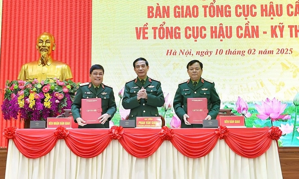 Bàn giao Tổng cục Hậu cần về Tổng cục Hậu cần - Kỹ thuật