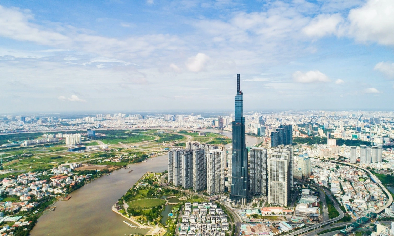 TPHCM cam kết phát triển bền vững với các chính sách hỗ trợ người dân