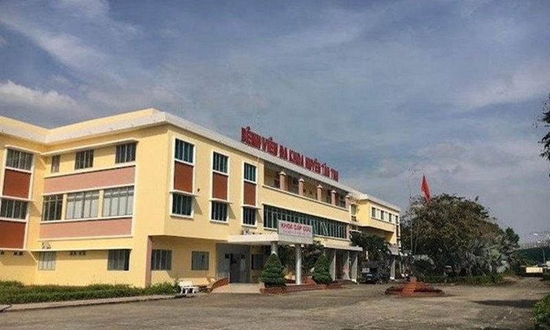Tạm giam bác sĩ làm giả giấy khám sức khỏe tại Long An