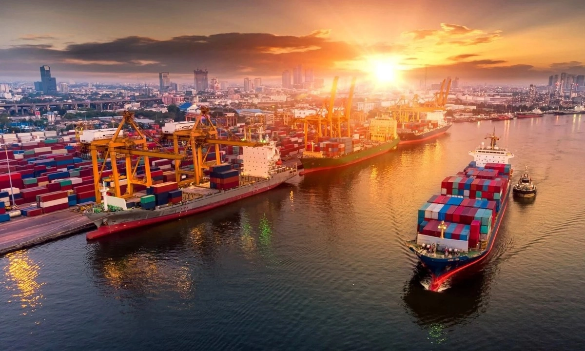 UOB: Đẩy mạnh đầu tư công là “chìa khóa” để Việt Nam tăng trưởng GDP 8%