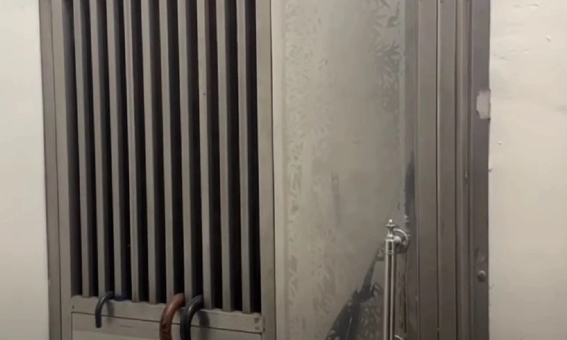 Người mẹ để điều hòa mở liên tục để gìn giữ thi thể con gái trong 6 năm
