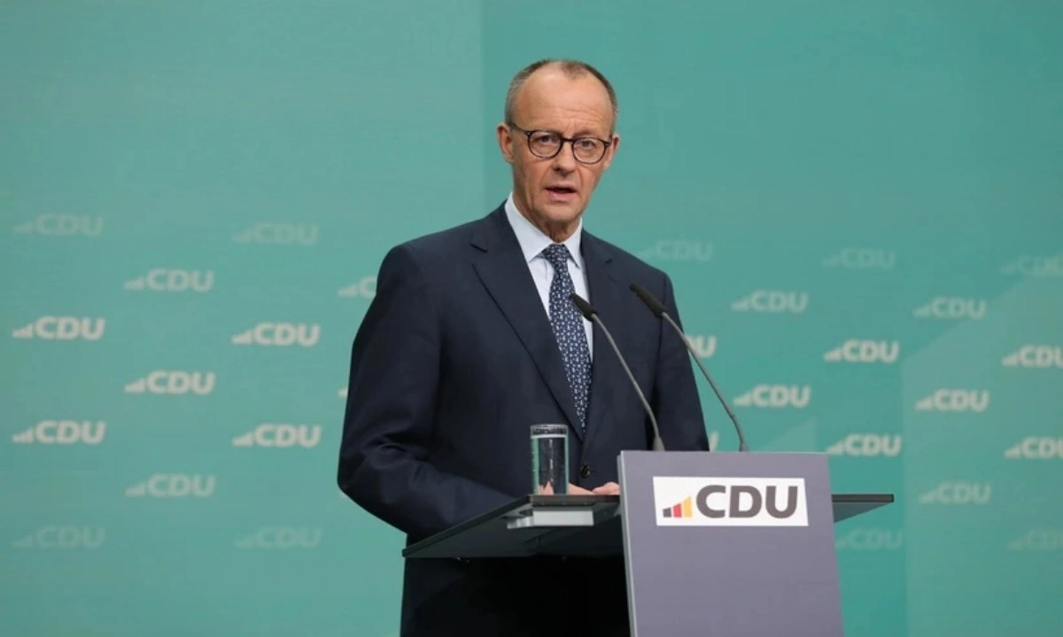 Thủ tướng Đức tương lai Friedrich Merz sẽ đàm phán với Pháp và Anh về vũ khí hạt nhân