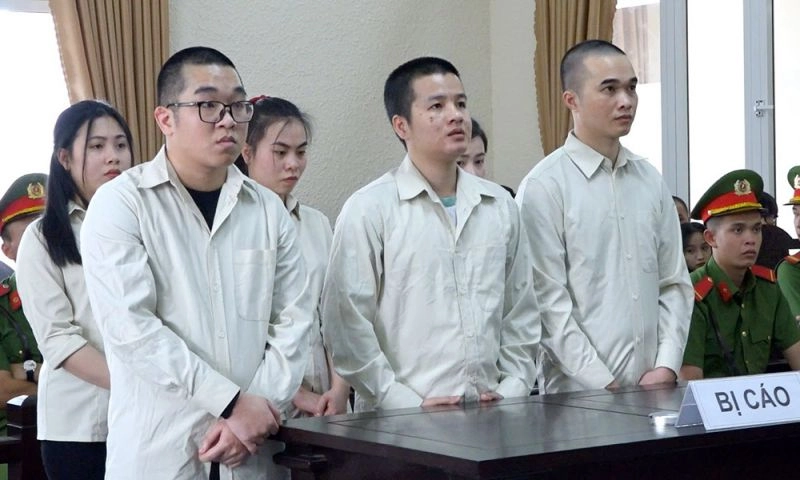 6 đối tượng lãnh 84 năm tù vì buôn bán, tổ chức sử dụng ma túy