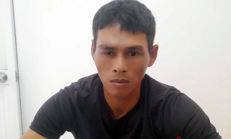 Bình Thuận: Bắt thanh niên quậy phá đám cưới, chém người và đập bảng hiệu công an